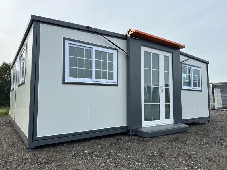 Mini casa mobile con due camere da letto e cucina – Modello Deluxe Stahlworks - immagine 15