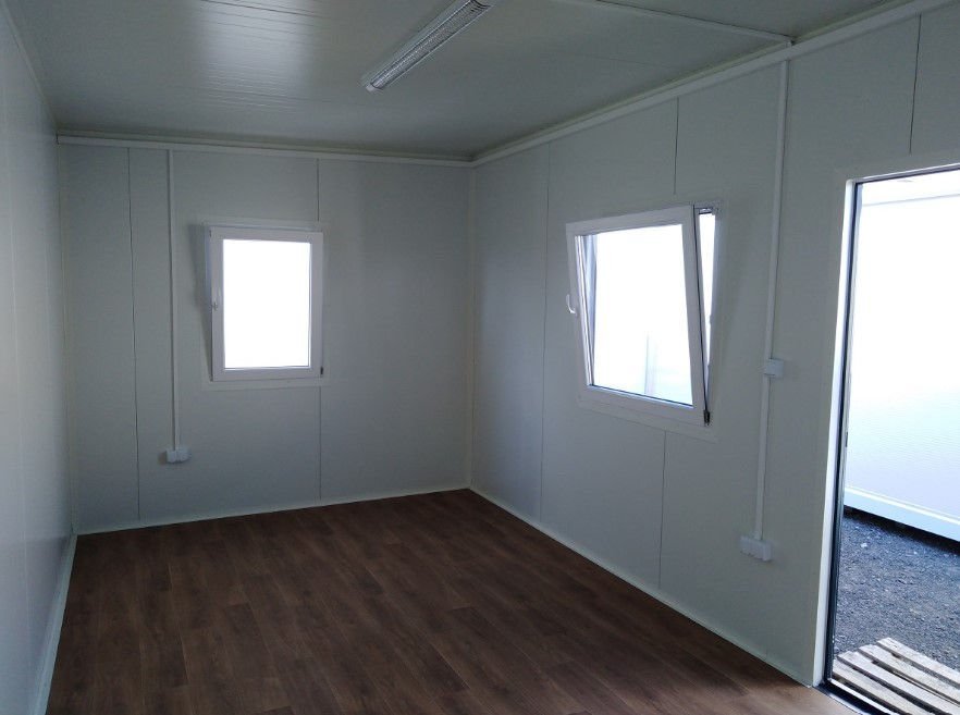 Container ufficio da 18 m² con servizi igienici: comfort e isolamento ottimale - immagine 6