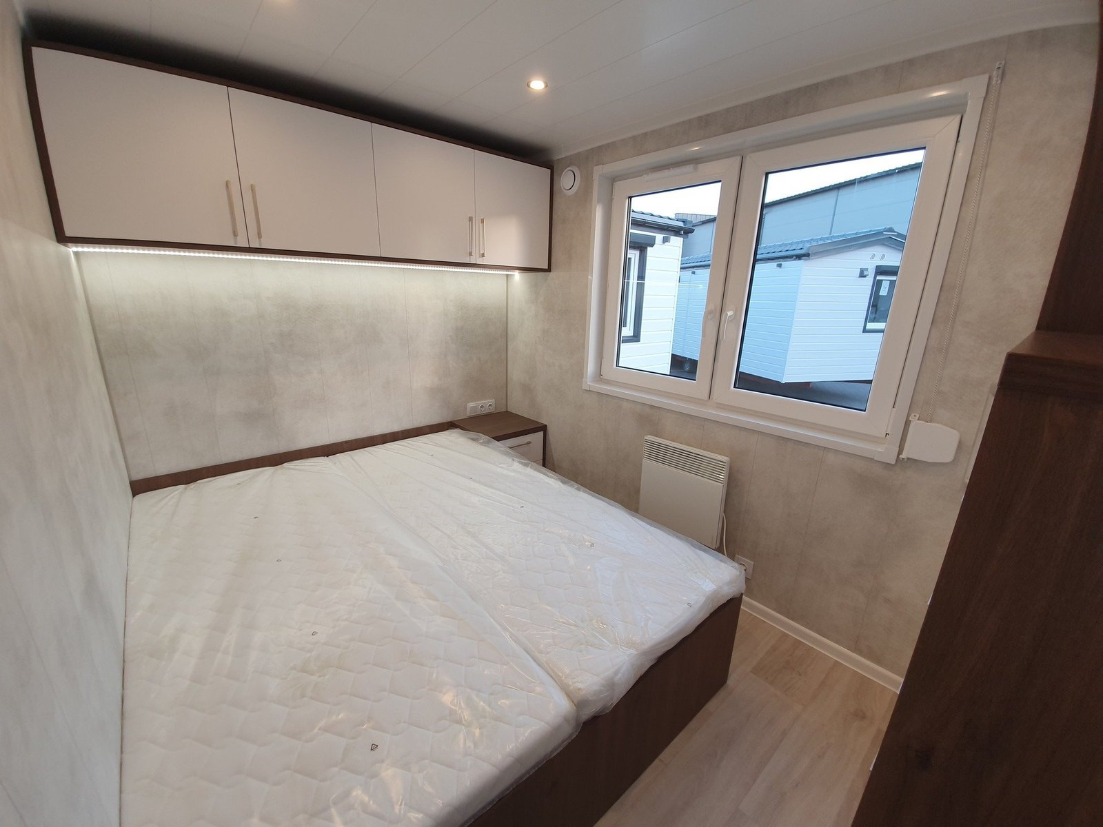 Nuova casa 11,4 x 3,5 mt