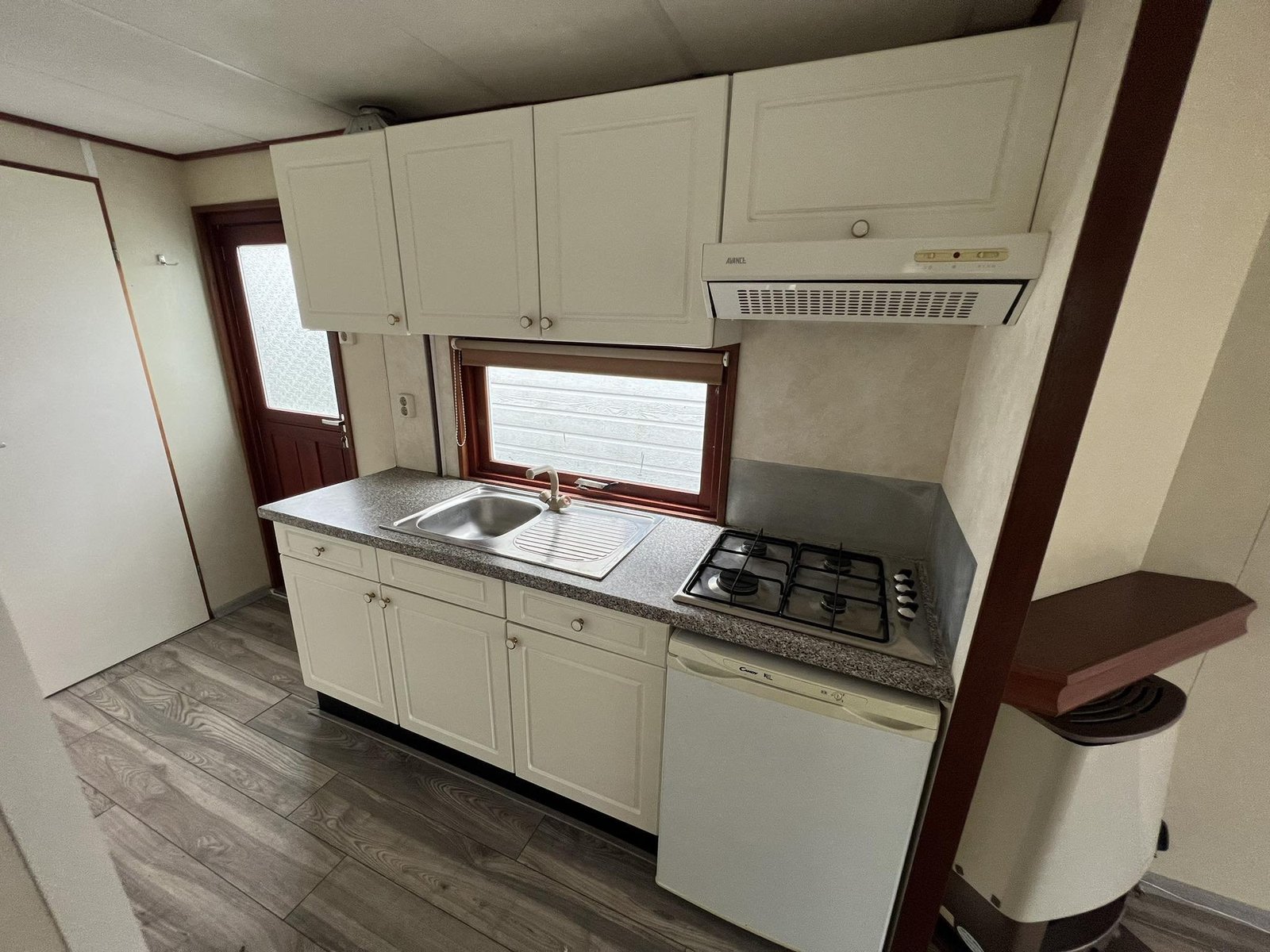 Bellissima e confortevole casa mobile Chalet Wood Gray - immagine 20