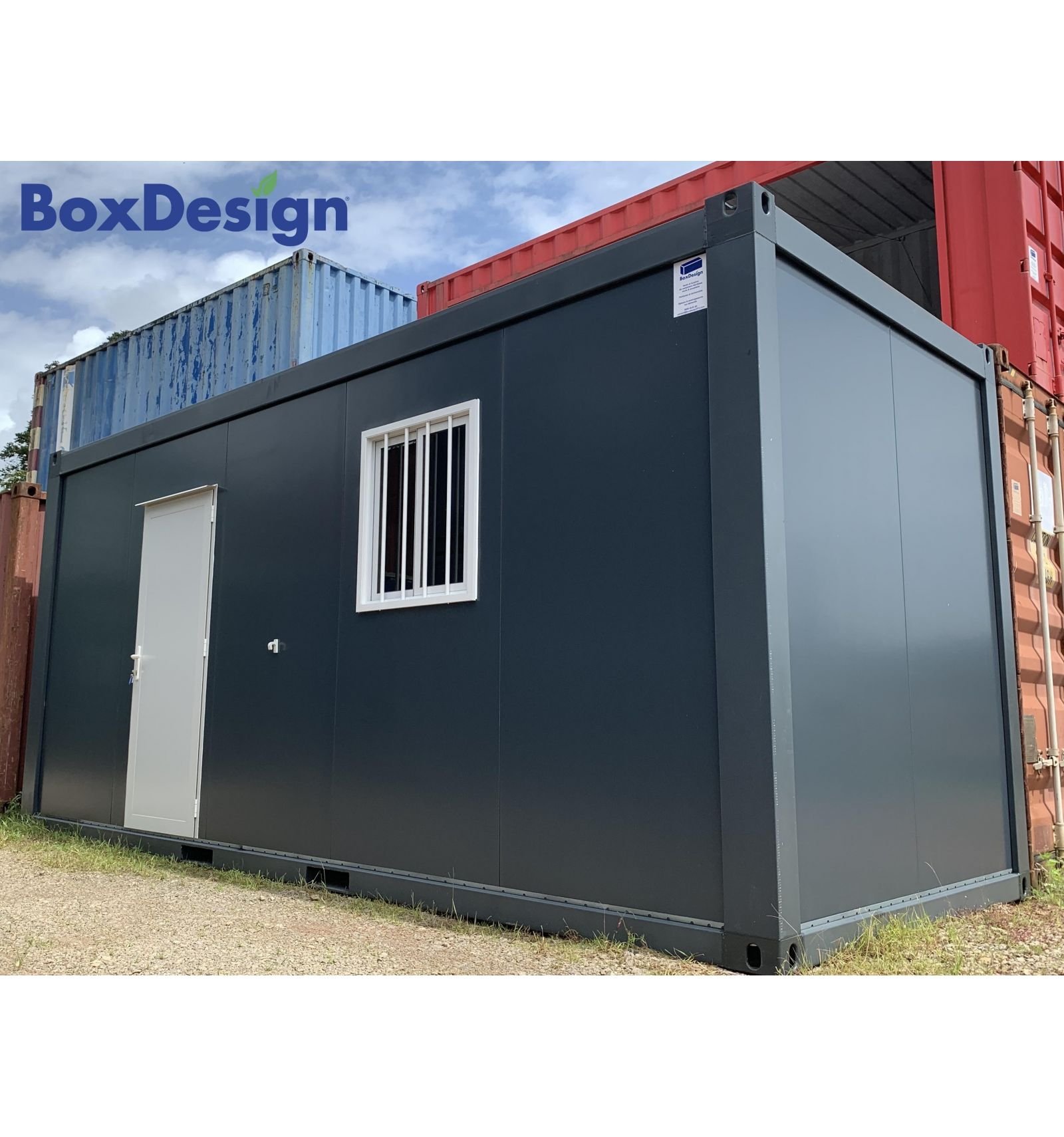 Modulo Prefabbricato Nero – Elegante, Isolato e Multifunzione - immagine 4