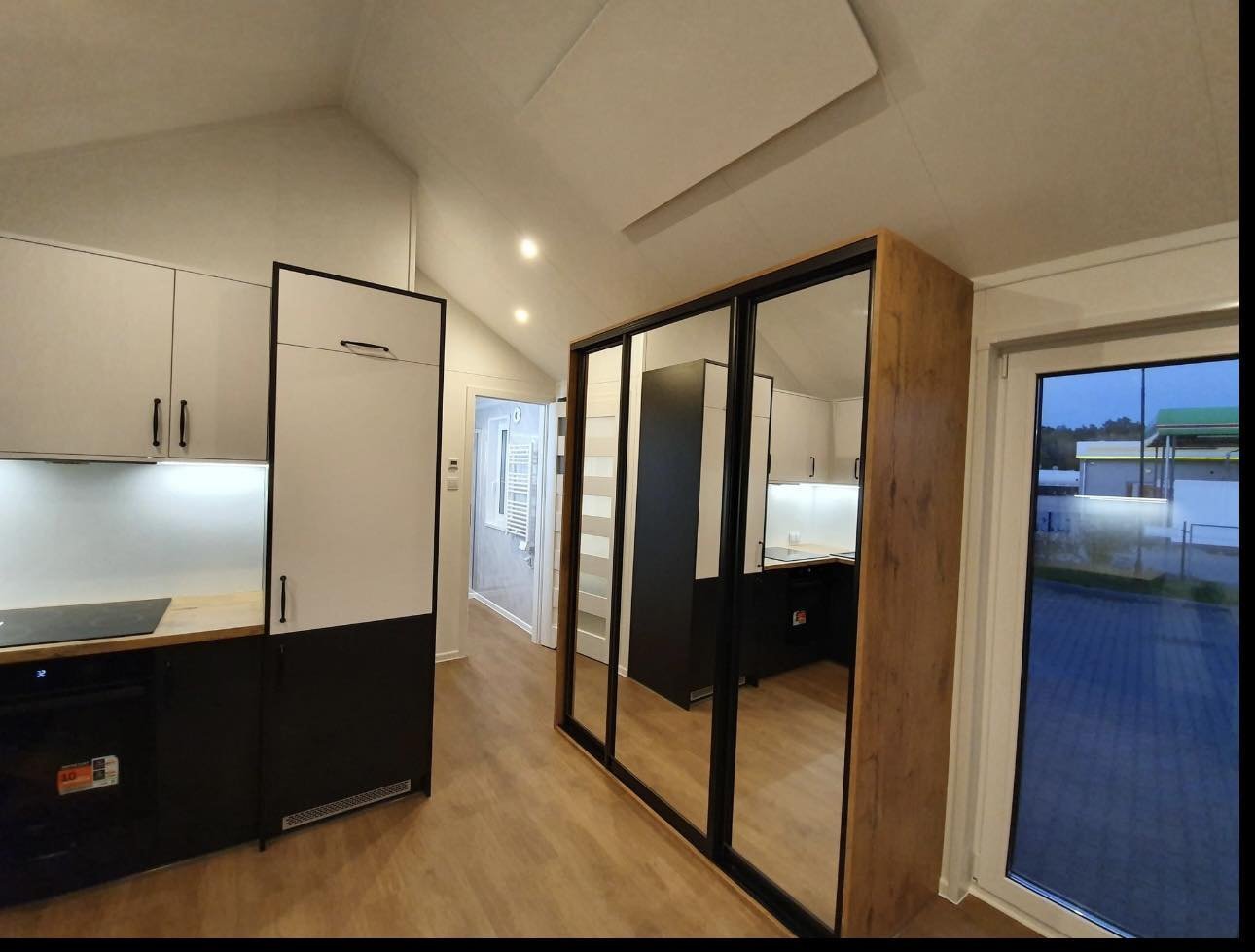 Nuova casa 10x4m – II - immagine 2