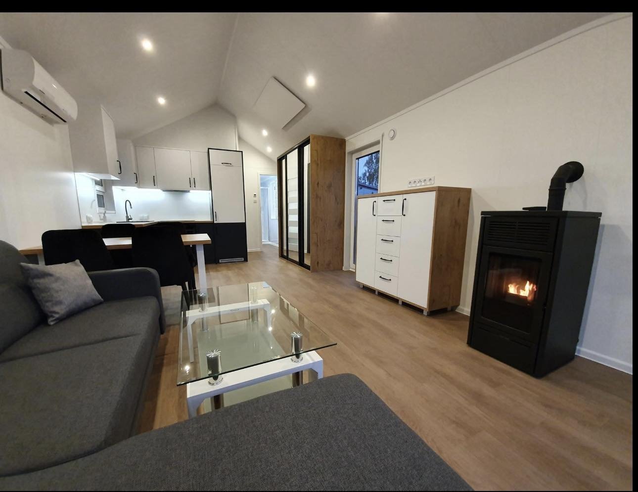 Nuova casa 10x4m – II - immagine 4