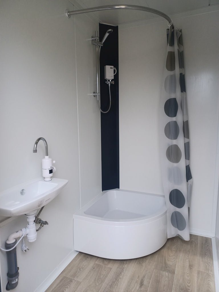 CONTAINER DOPPIO SANITARIO CON 2 CABINE – WC E DOCCIA