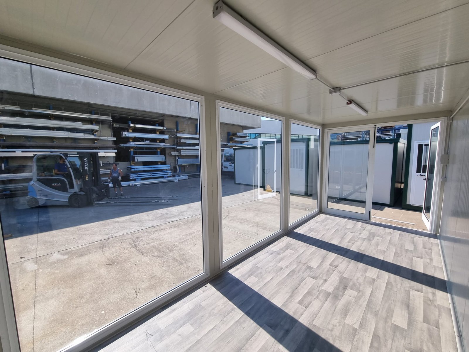 MONOBLOCCO USO UFFICIO - immagine 4