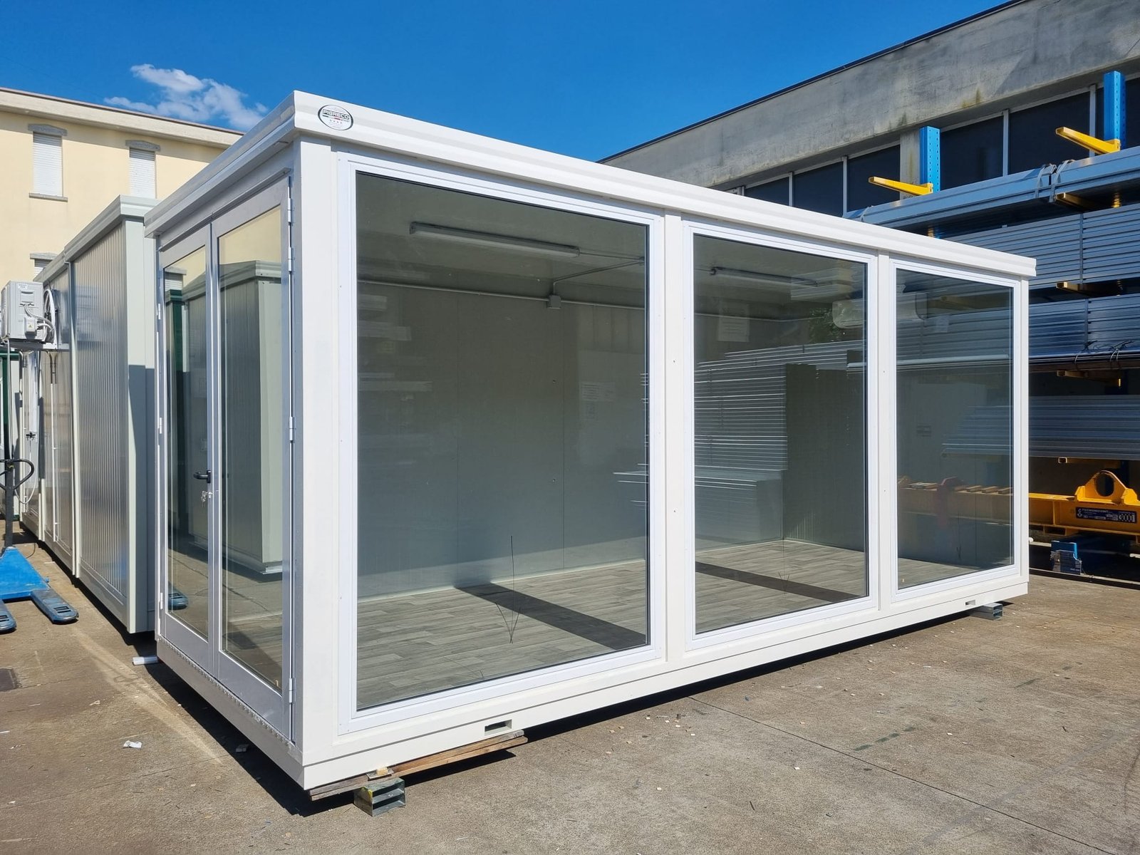 MONOBLOCCO USO UFFICIO