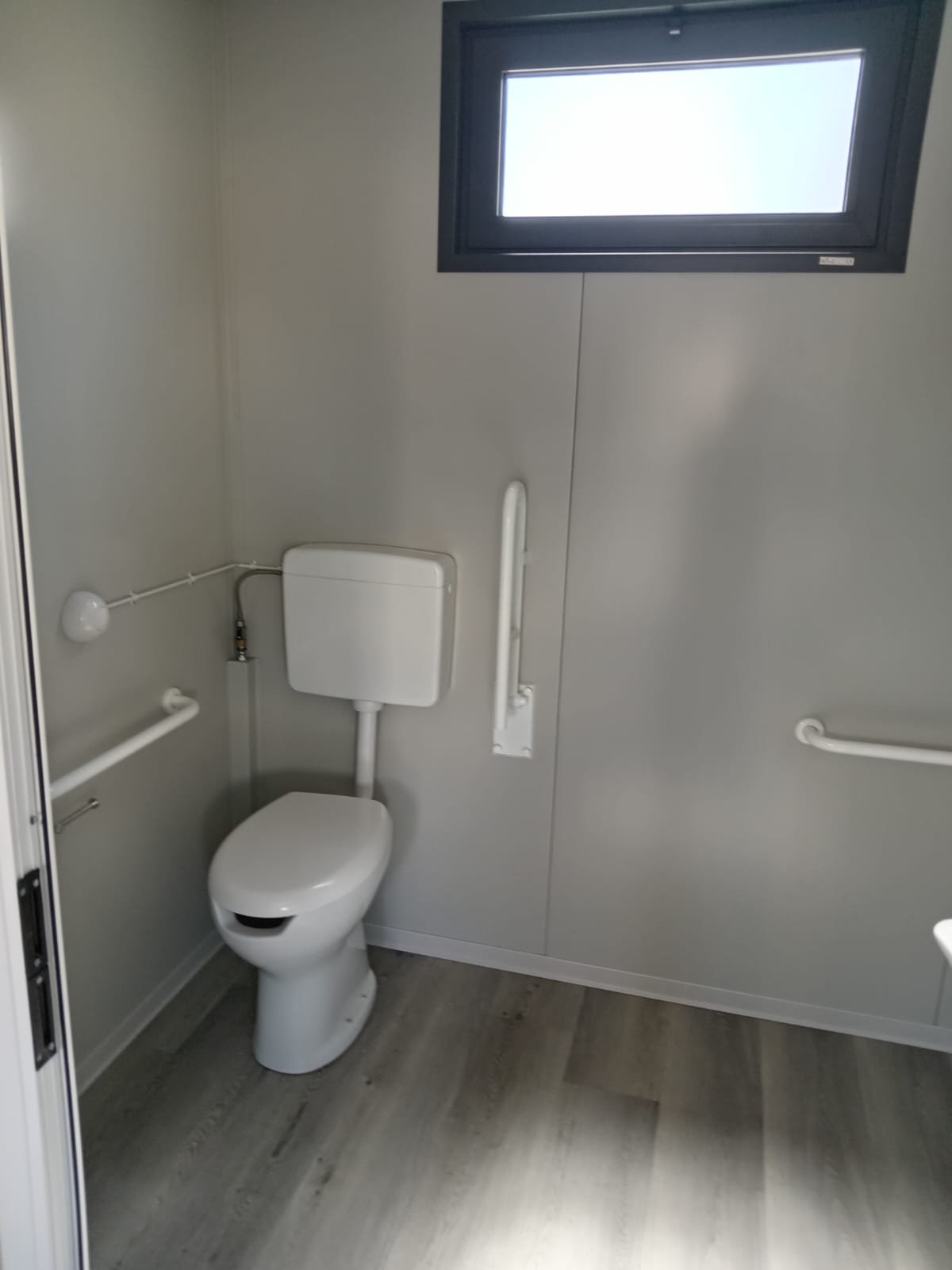 MONOBLOCCO USO PORTINERIA - immagine 29