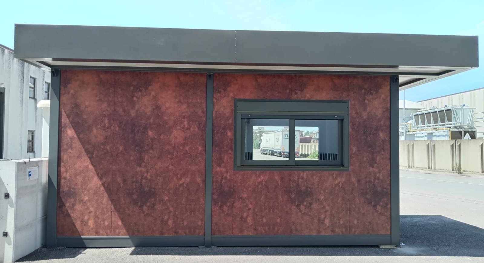 MONOBLOCCO USO PORTINERIA - immagine 27