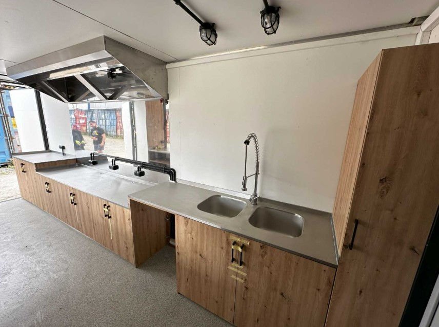 Container ristorante HC da 20 piedi – Disposizione unidirezionale Ideale per la ristorazione mobile o come chiosco di vendita. - immagine 5