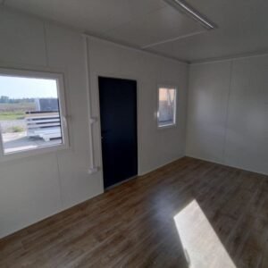 Container per ufficio sociale da 15 m²: compatto e funzionale