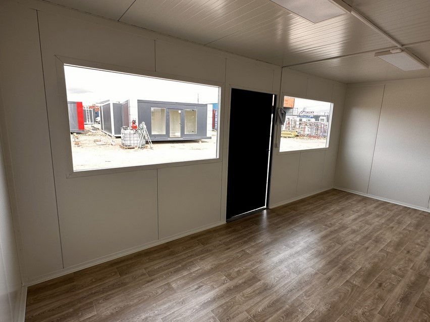 Container Ufficio / Padiglione Modulare 3x6m – Funzionale e Attrezzato - immagine 2