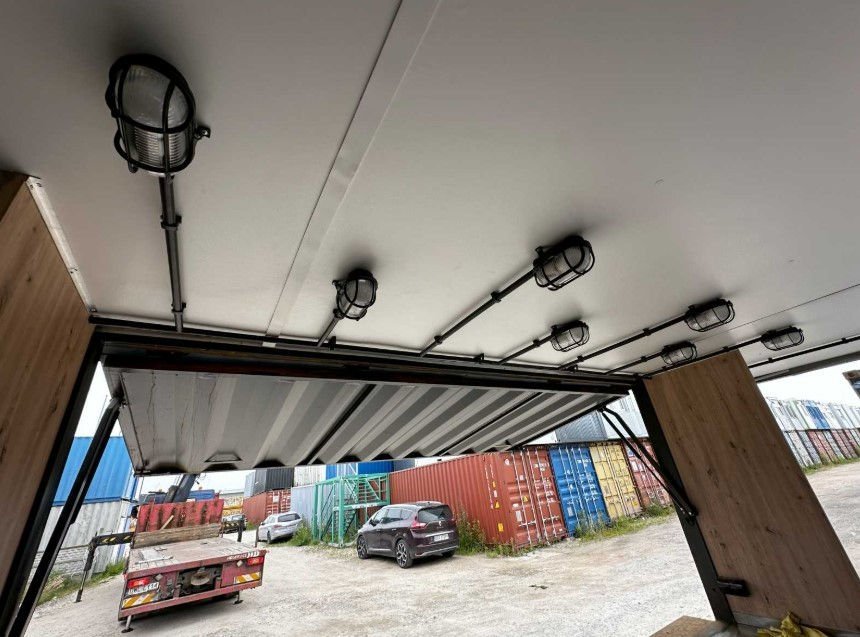 Container ristorante HC da 20 piedi – Disposizione unidirezionale Ideale per la ristorazione mobile o come chiosco di vendita. - immagine 2