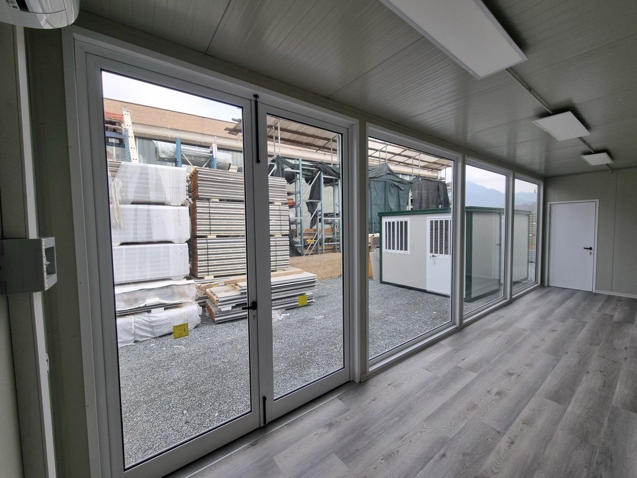 MONOBLOCCO USO UFFICIO VENDITE 12×2,5 - immagine 5