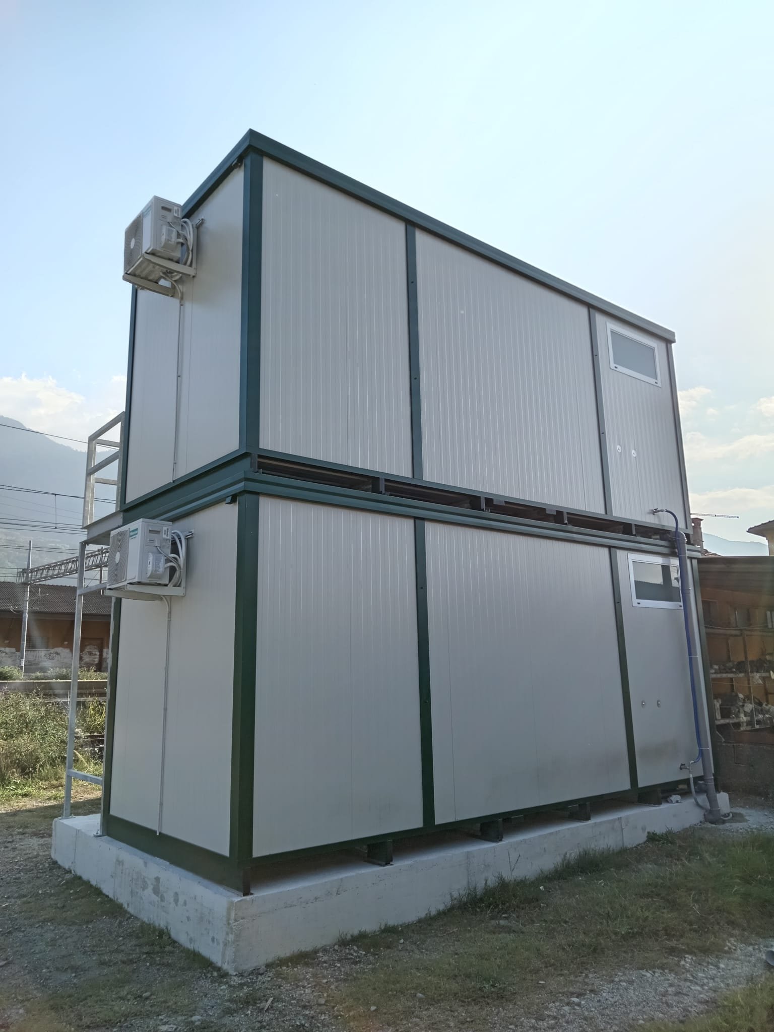 2 MONOBLOCCHI USO UFFICIO CON BAGNO - immagine 5