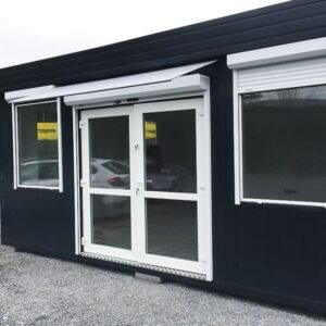 Container commerciale da 29,4 m² – Spazio commerciale modulare e funzionale